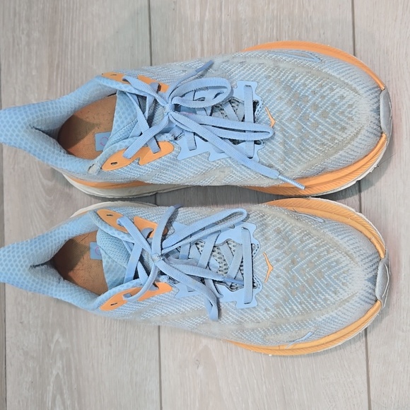 Hoka One One Women's Clifton 9 Athletic Running Shoes Sz 10B - Picture 3 of 16